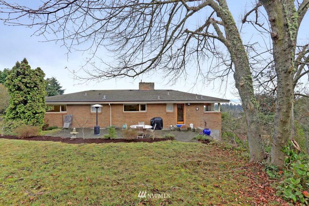 18734 Ridgefield Road Northwest Shoreline, WA 98177 - Photo 19 of 20 Gallery Image 19
