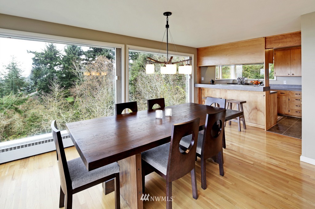 18734 Ridgefield Road Northwest Shoreline, WA 98177 - Photo 7 of 20 Gallery Image 7