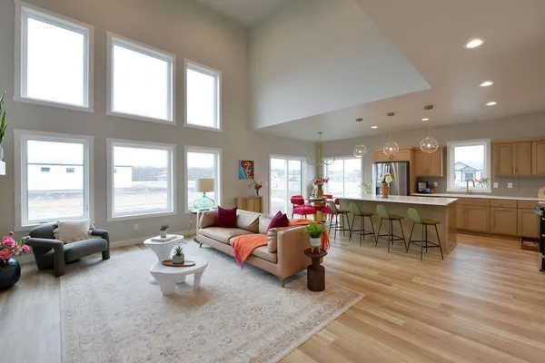 $599,900 | 6914 3rd Street Northwest, Moorhead, MN 56560