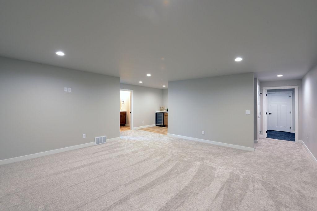 6914 3rd Street Northwest Moorhead, MN 56560 - Photo 37 of 44