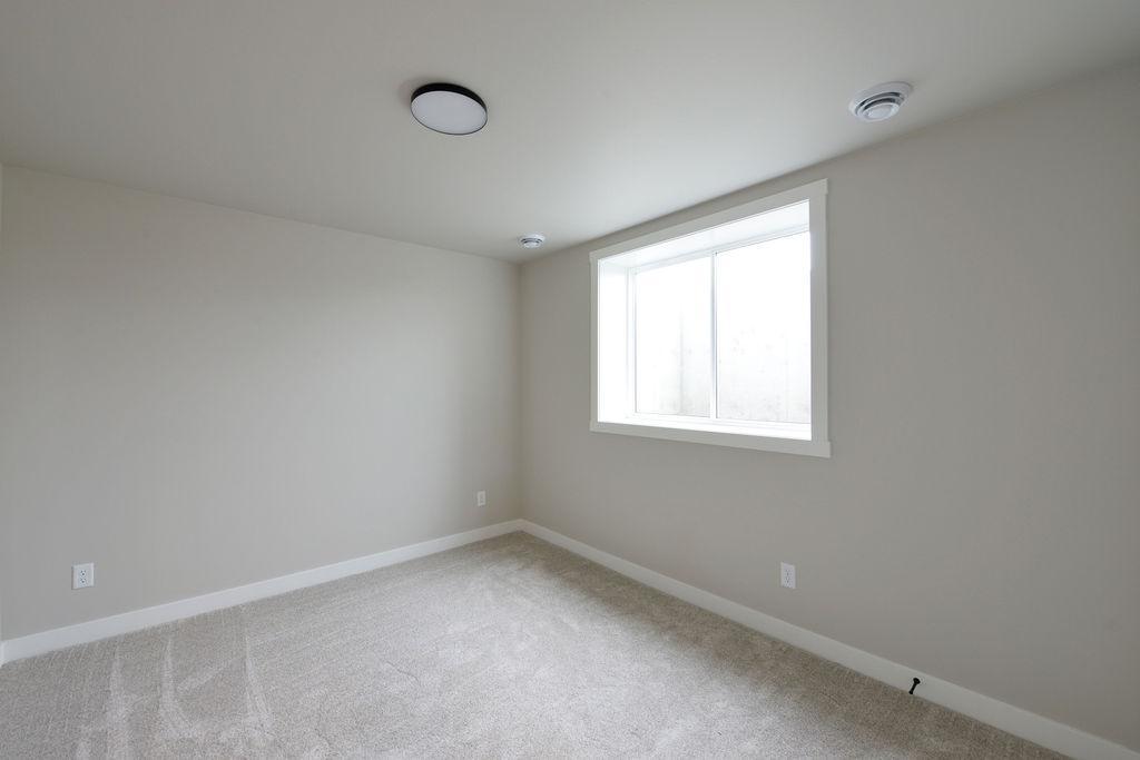 6914 3rd Street Northwest Moorhead, MN 56560 - Photo 38 of 44