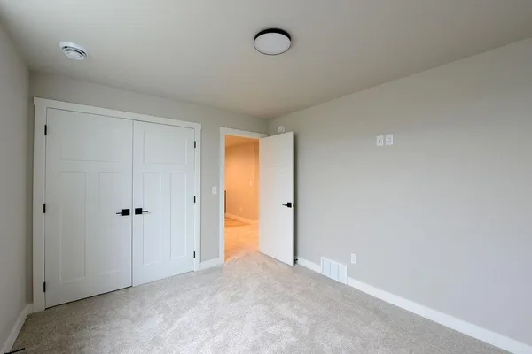 $599,900 | 6914 3rd Street Northwest, Moorhead, MN 56560