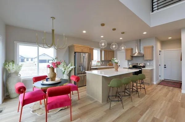 $599,900 | 6914 3rd Street Northwest, Moorhead, MN 56560