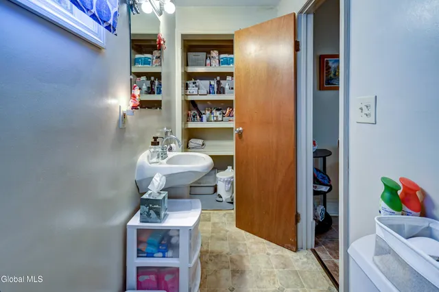 $195,000 | 21 Willow Street, Gloversville, NY 12078