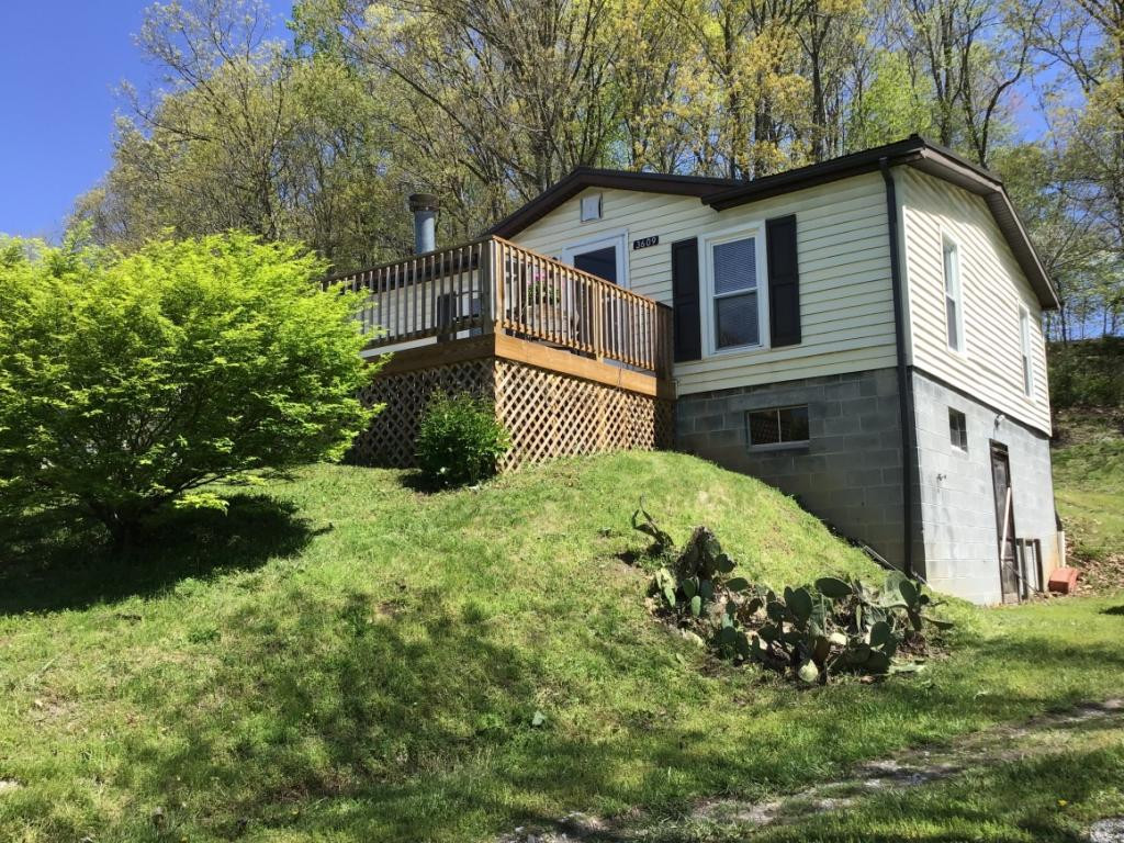 3609 Bishoptown Road Duffield, VA 24244 - Photo 2 of 25 Photo 2