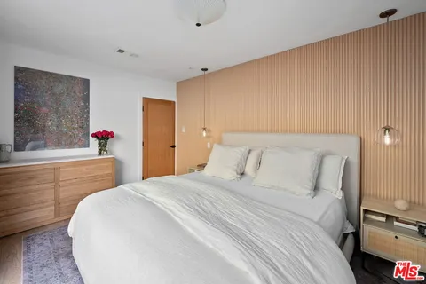 $2,595,000 | 1009 Vernon Avenue, Venice, CA 90291