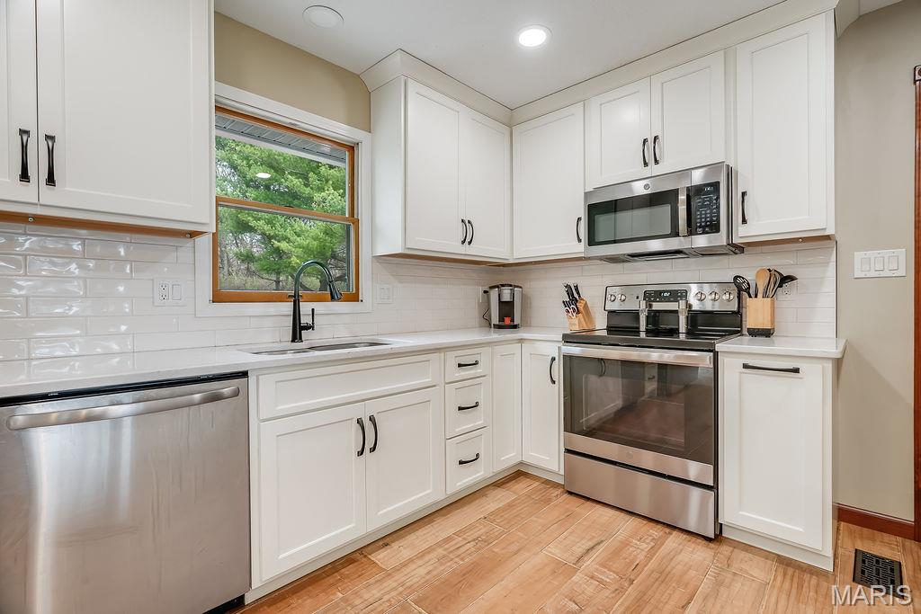 4 Frisse Court Highland, IL 62249 - Photo 15 of 37