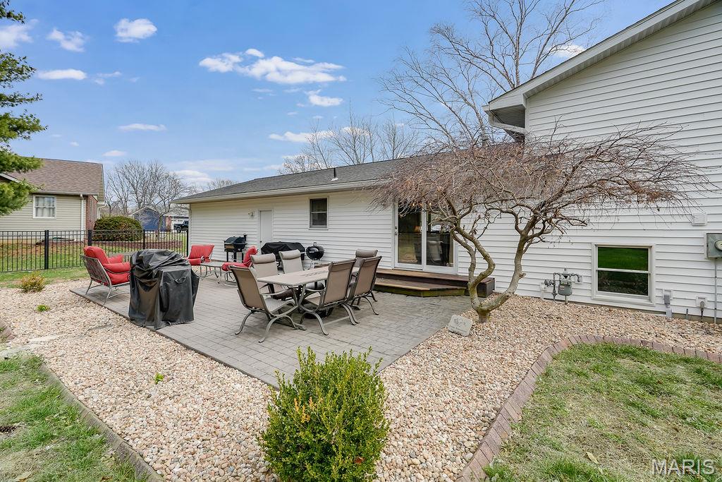 4 Frisse Court Highland, IL 62249 - Photo 34 of 37