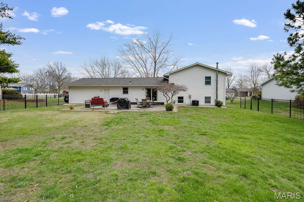 4 Frisse Court Highland, IL 62249 - Photo 35 of 37