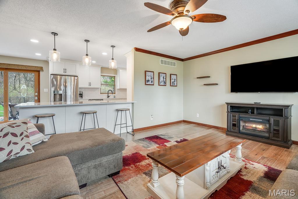 4 Frisse Court Highland, IL 62249 - Photo 9 of 37