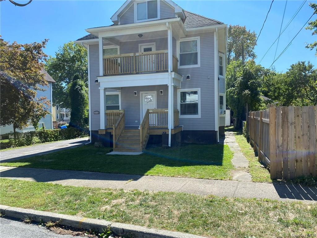 2 Fox Terrace Poughkeepsie, NY 12603 - Photo 7 of 7 a house view with a garden space
