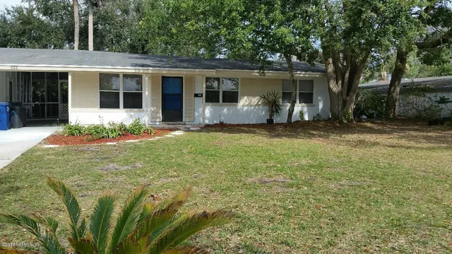 $2,495 | 522 Pine Street, Neptune Beach, FL 32266