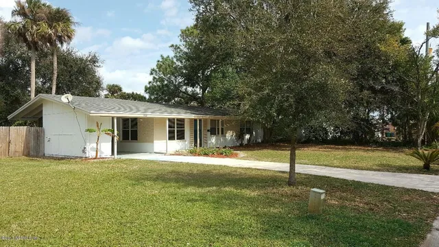 $2,495 | 522 Pine Street, Neptune Beach, FL 32266