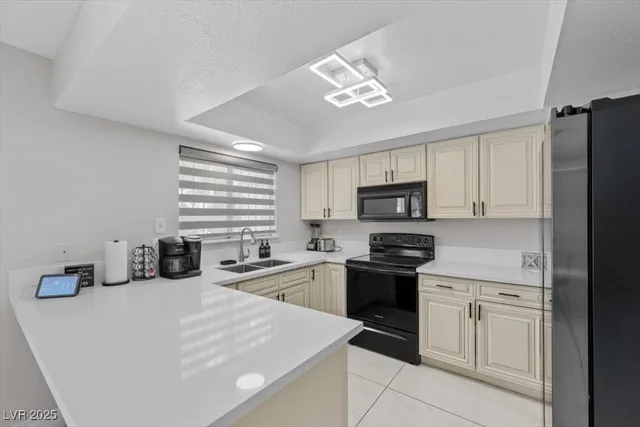 $3,988 | 3618 Redwood Street, Las Vegas, NV 89103