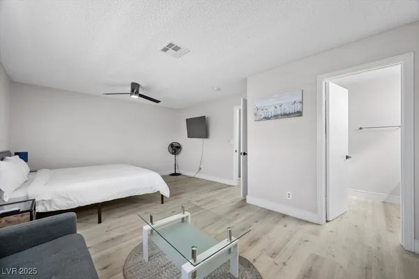 $3,388 | 3618 Redwood Street, Las Vegas, NV 89103