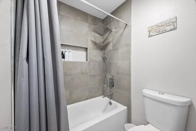 $3,388 | 3618 Redwood Street, Las Vegas, NV 89103