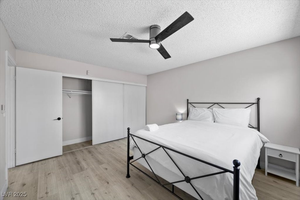 3618 Redwood Street Las Vegas, NV 89103 - Photo 33 of 57 Expansive fifth bedroom with endless possibilities for comfort and creativity.