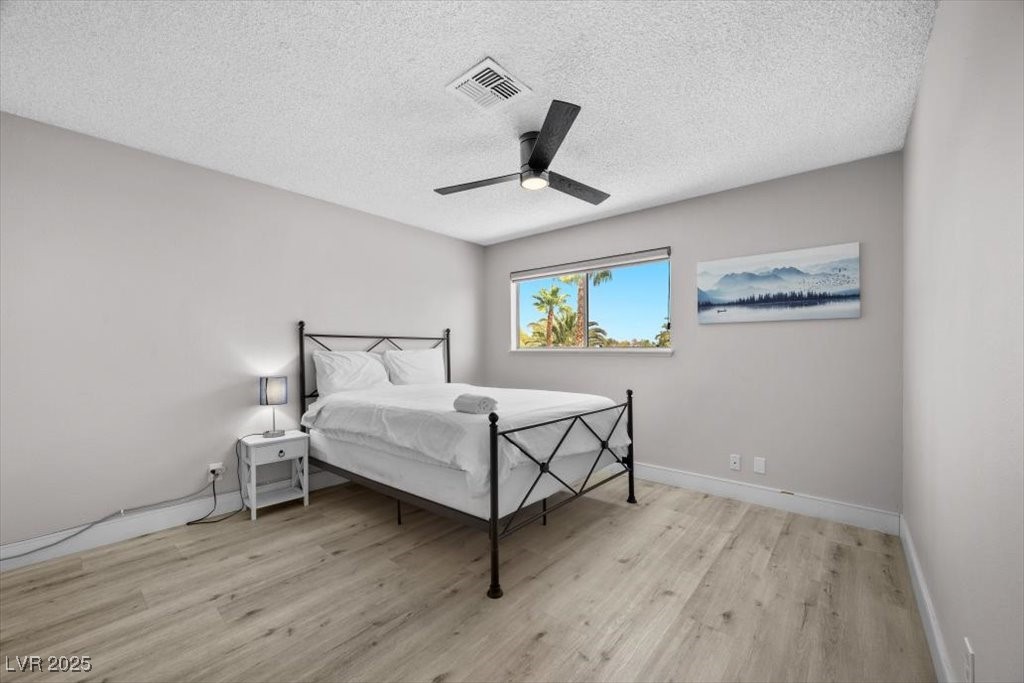 3618 Redwood Street Las Vegas, NV 89103 - Photo 34 of 57 Spacious 5th bedroom- ready for you!