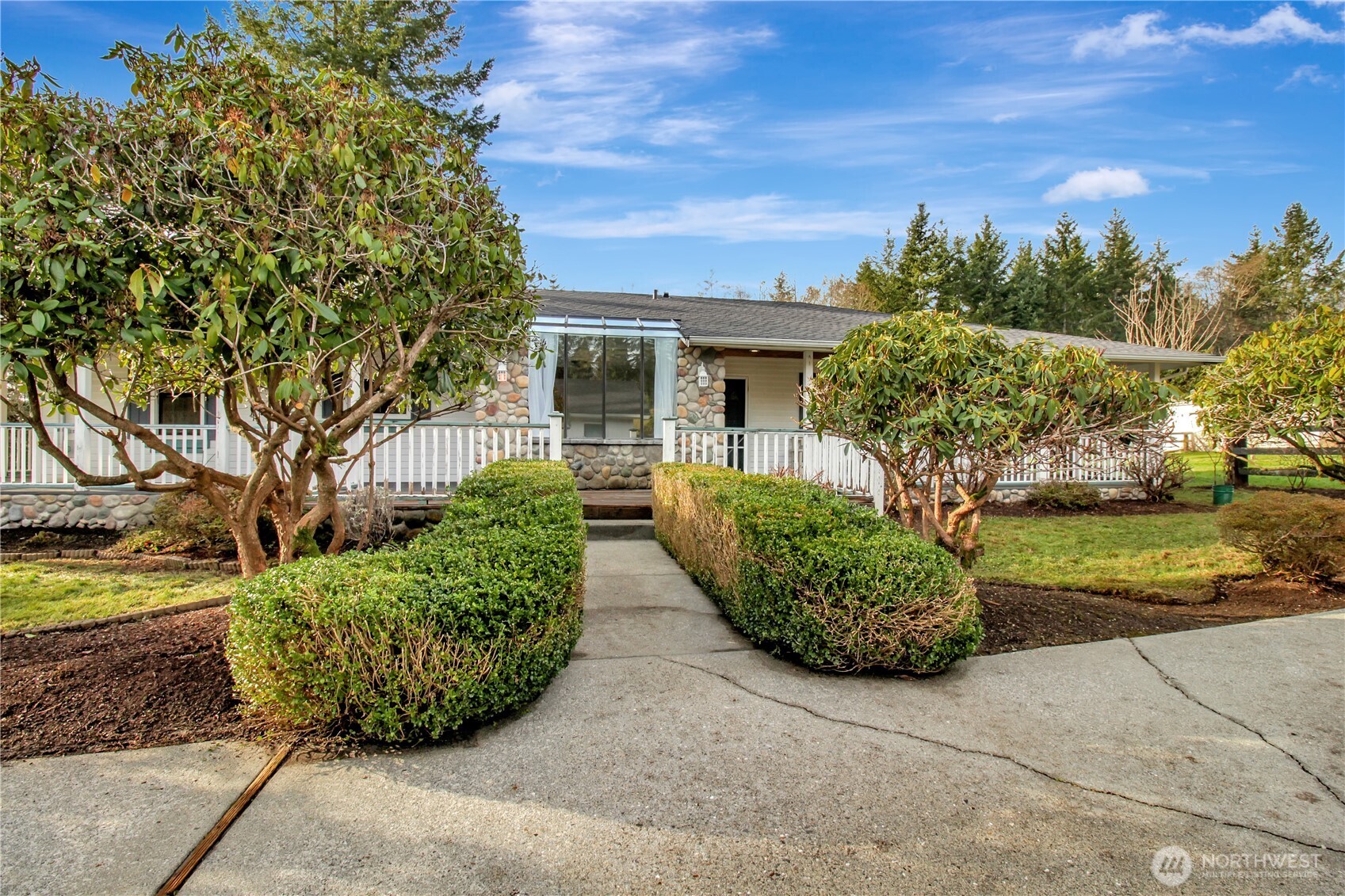 1319 Hall Road Stanwood, WA 98292 - Photo 5 of 40