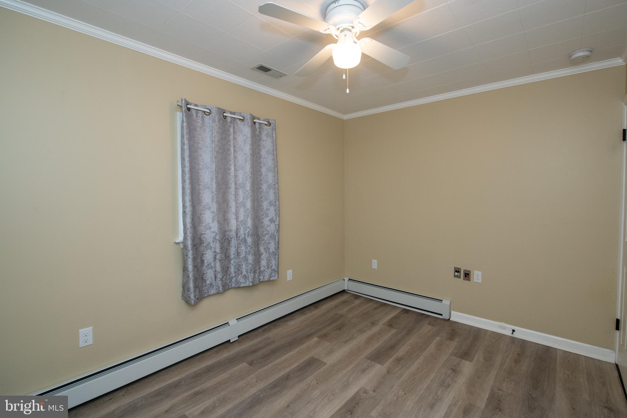 23 Grand Pine Road Levittown, PA 19057 - Photo 19 of 46