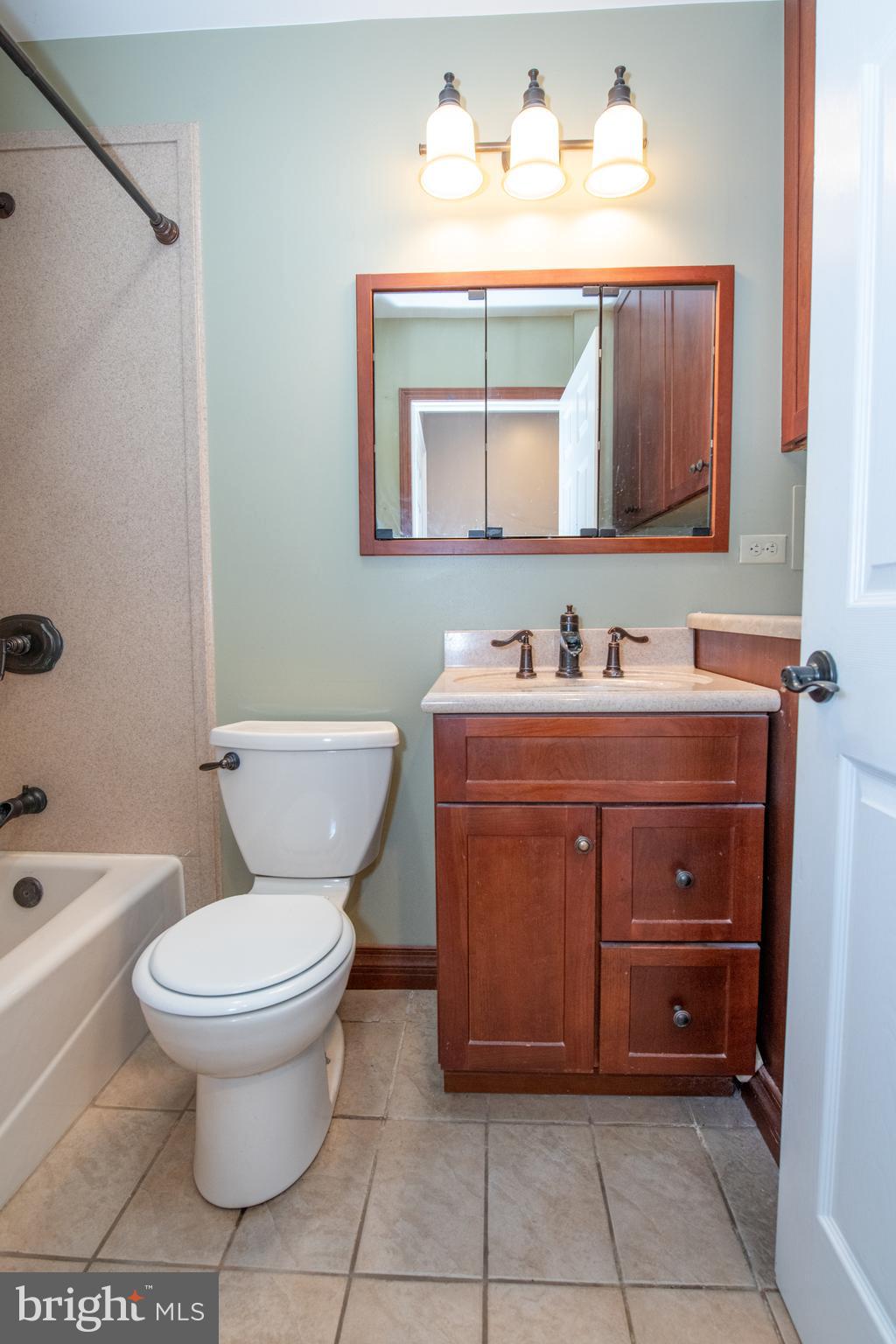 23 Grand Pine Road Levittown, PA 19057 - Photo 24 of 46