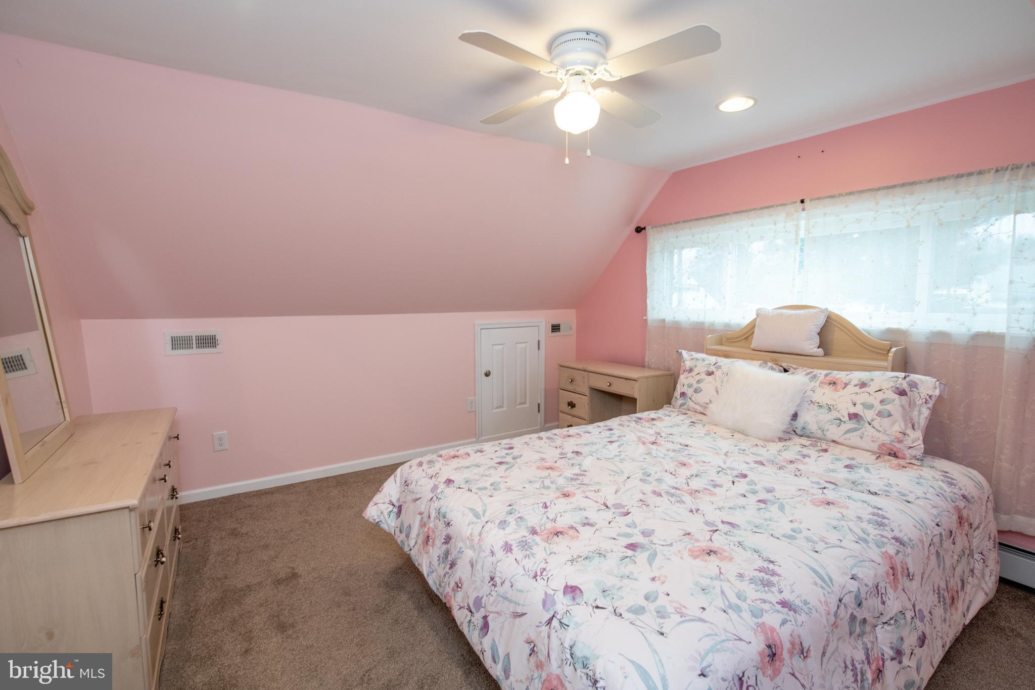 23 Grand Pine Road Levittown, PA 19057 - Photo 27 of 46