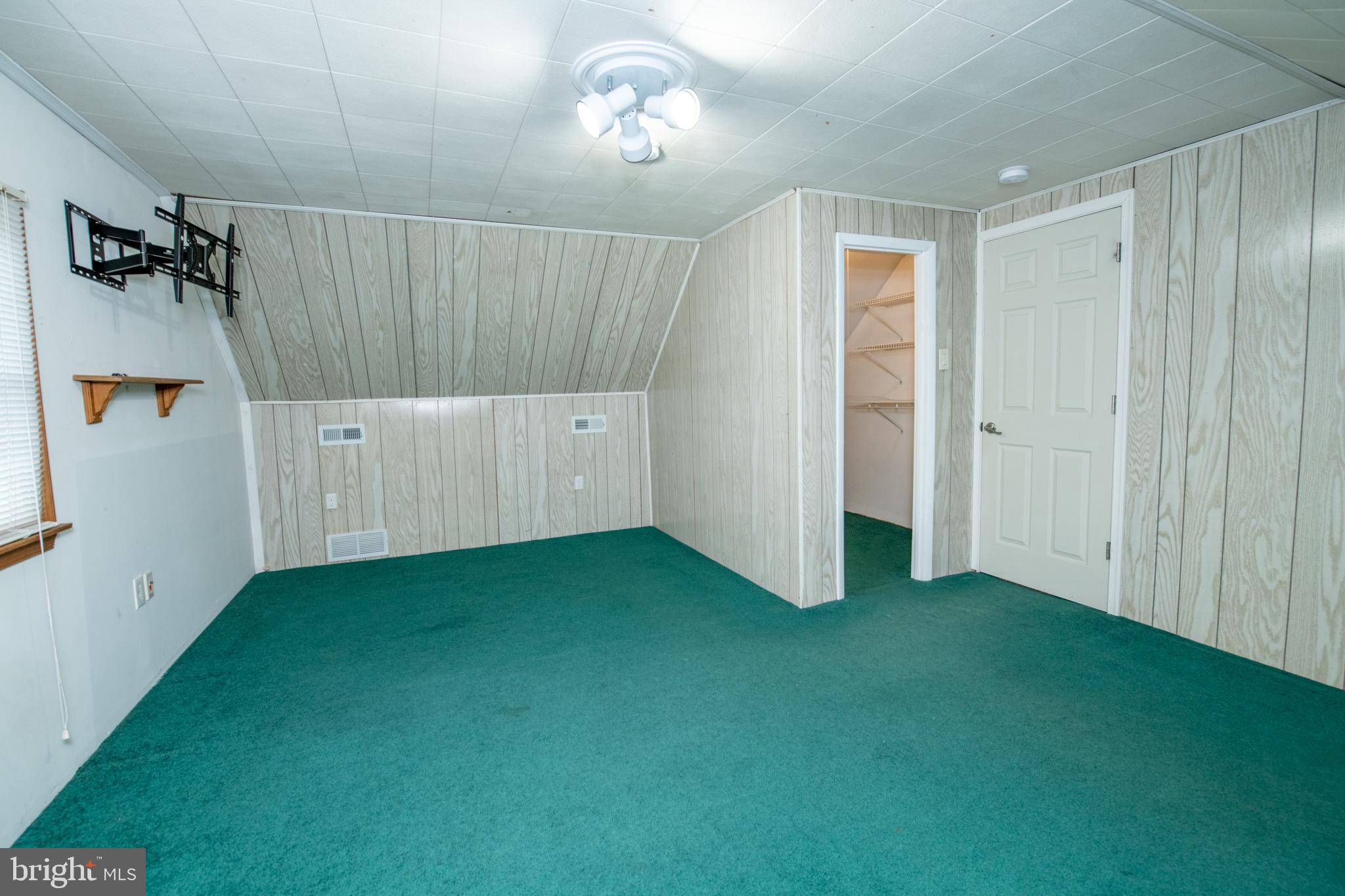 23 Grand Pine Road Levittown, PA 19057 - Photo 38 of 46