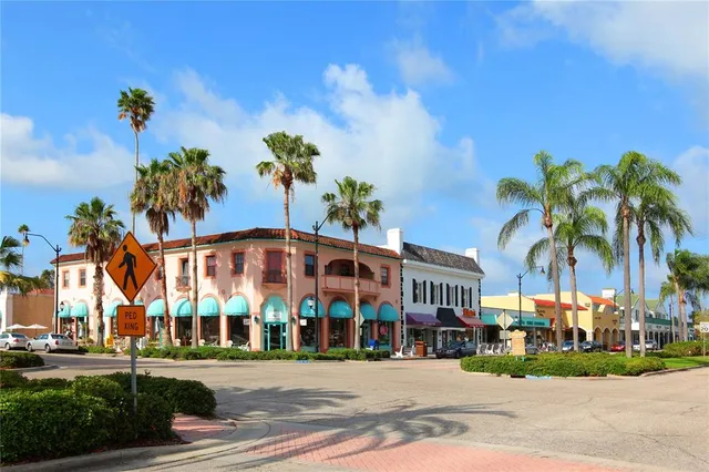 $4,000 | 401 Curry Street, Unit 66, Nokomis, FL 34275