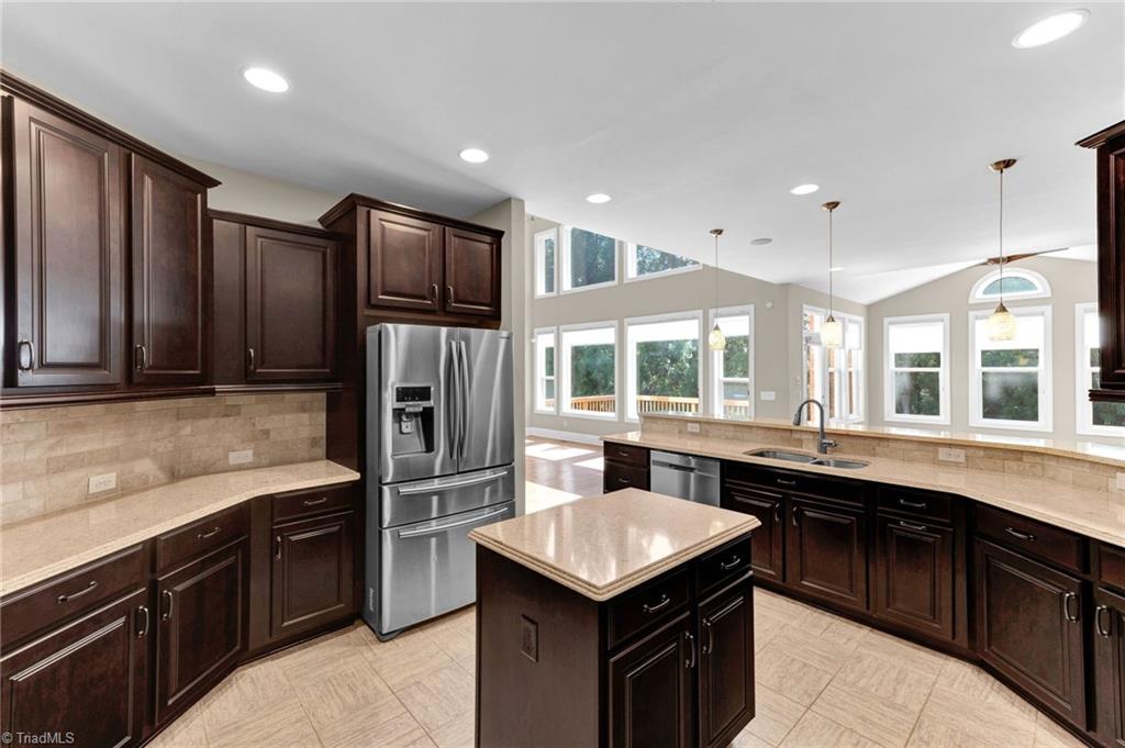 1 Hulme Court Greensboro, NC 27455 - Photo 17 of 45