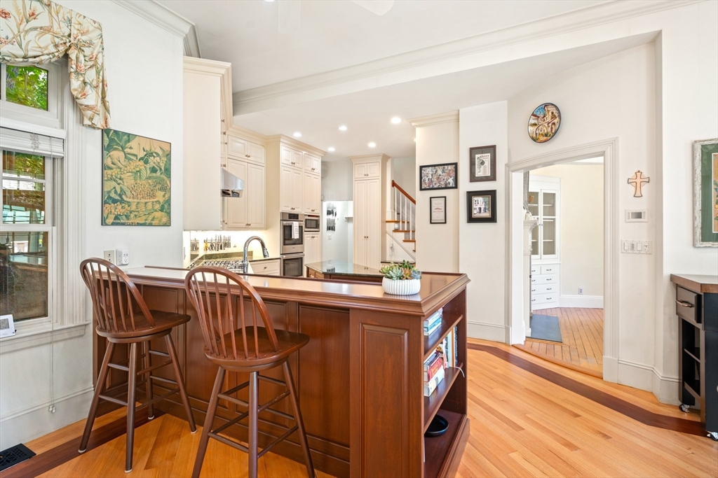 41 Everett Street Newton, MA 02459 - Photo 14 of 42