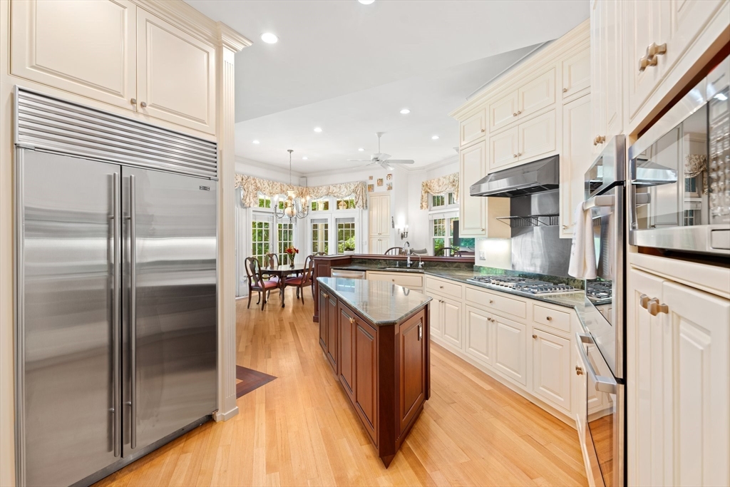 41 Everett Street Newton, MA 02459 - Photo 16 of 42