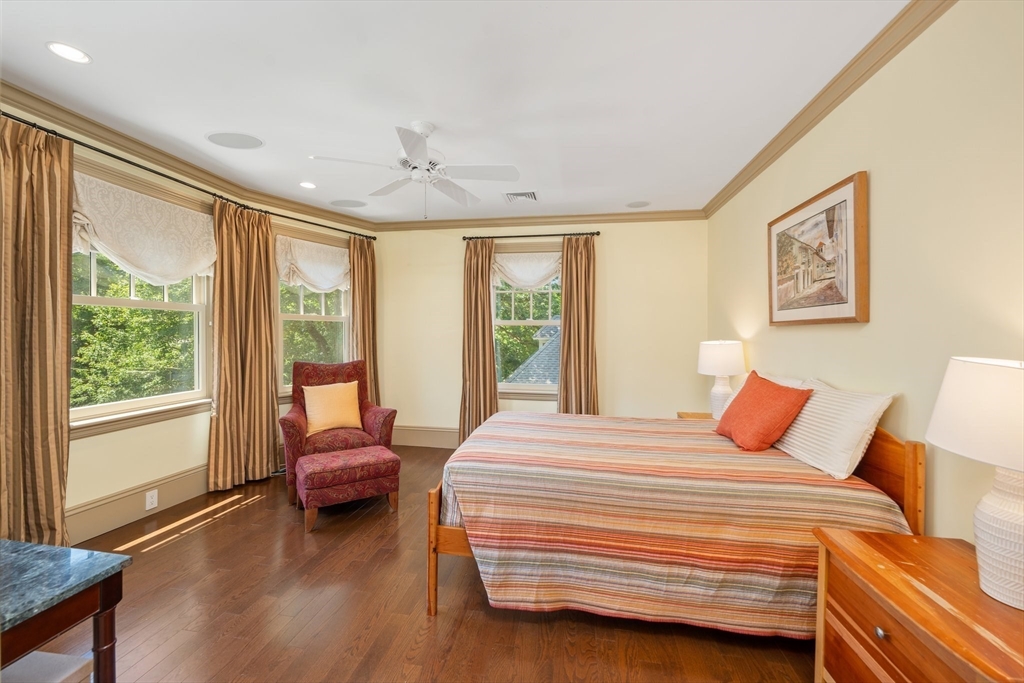 41 Everett Street Newton, MA 02459 - Photo 19 of 42