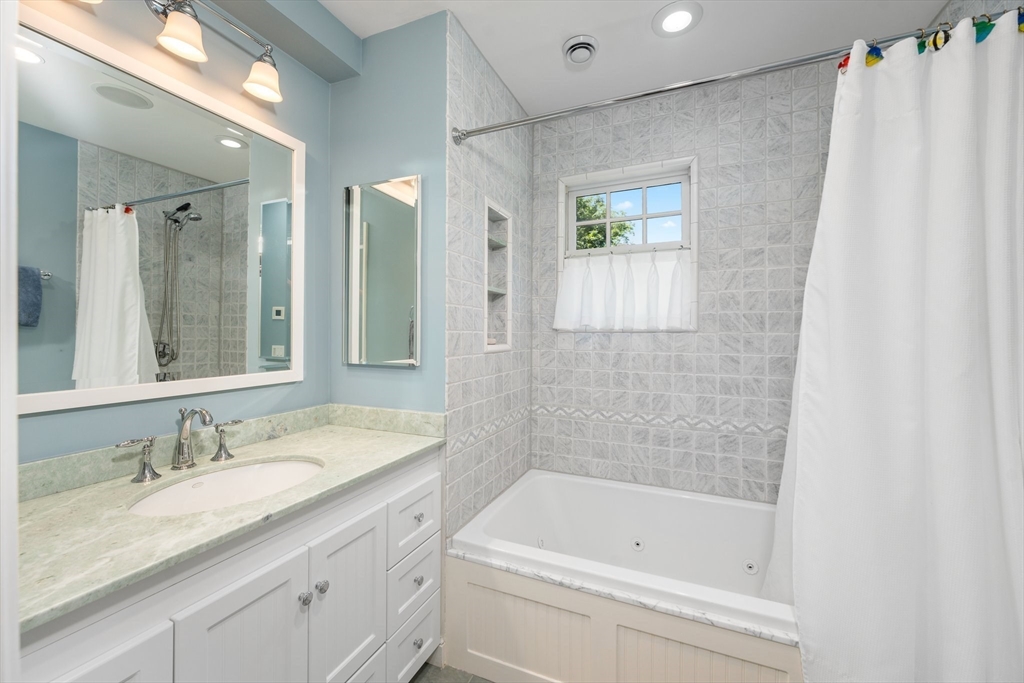 41 Everett Street Newton, MA 02459 - Photo 26 of 42