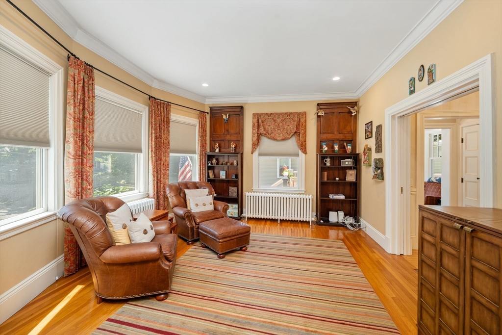 41 Everett Street Newton, MA 02459 - Photo 8 of 42