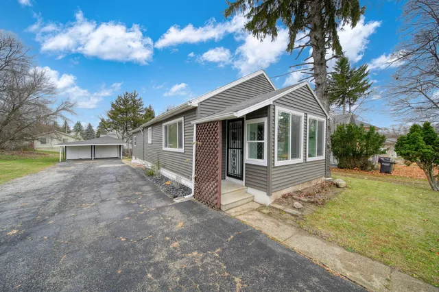 $179,000 | 328 Adams Street, Jackson, MI 49202