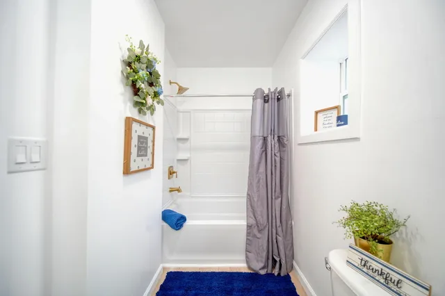 $179,000 | 328 Adams Street, Jackson, MI 49202