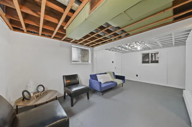 $179,000 | 328 Adams Street, Jackson, MI 49202