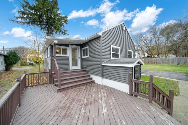 $179,000 | 328 Adams Street, Jackson, MI 49202