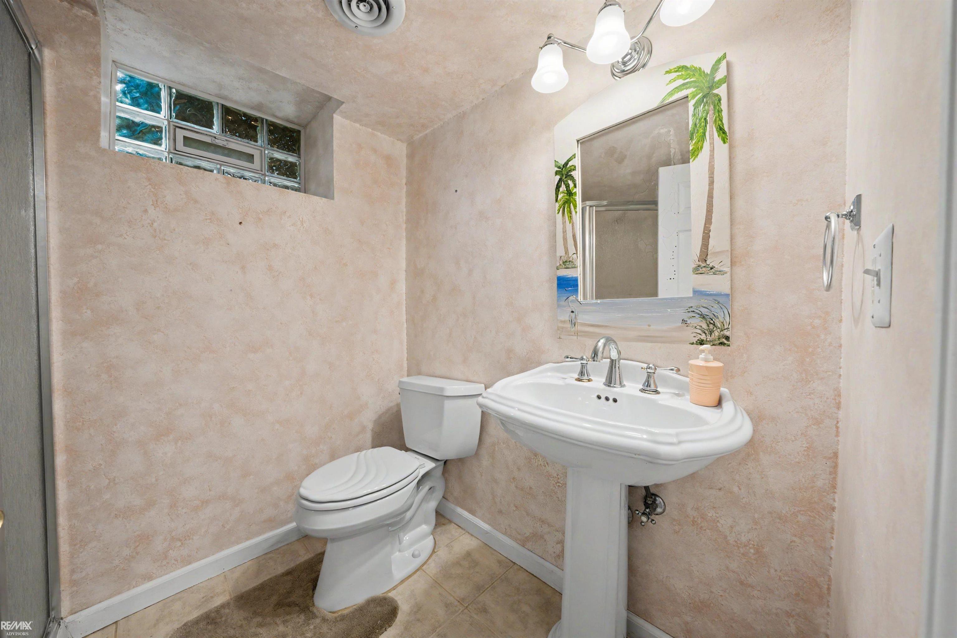 28900 South River Road Harrison Township, MI 48045 - Photo 75 of 81