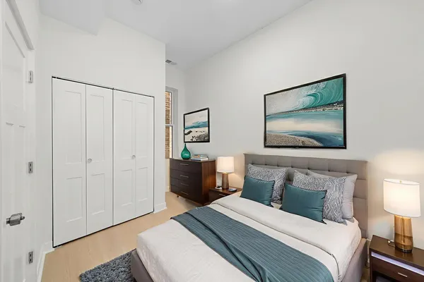 $1,850 | 3037 West Lexington Street, Unit 1, Chicago, IL 60612