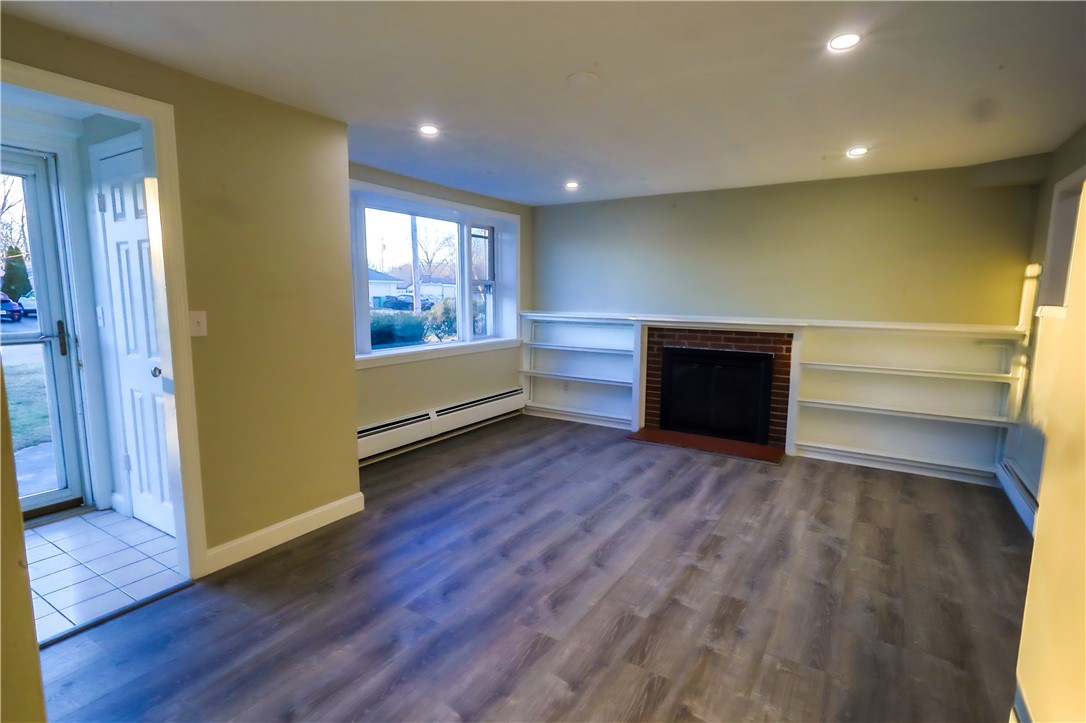 14 Whippoorwill Road Warwick, RI 02888 - Photo 6 of 17