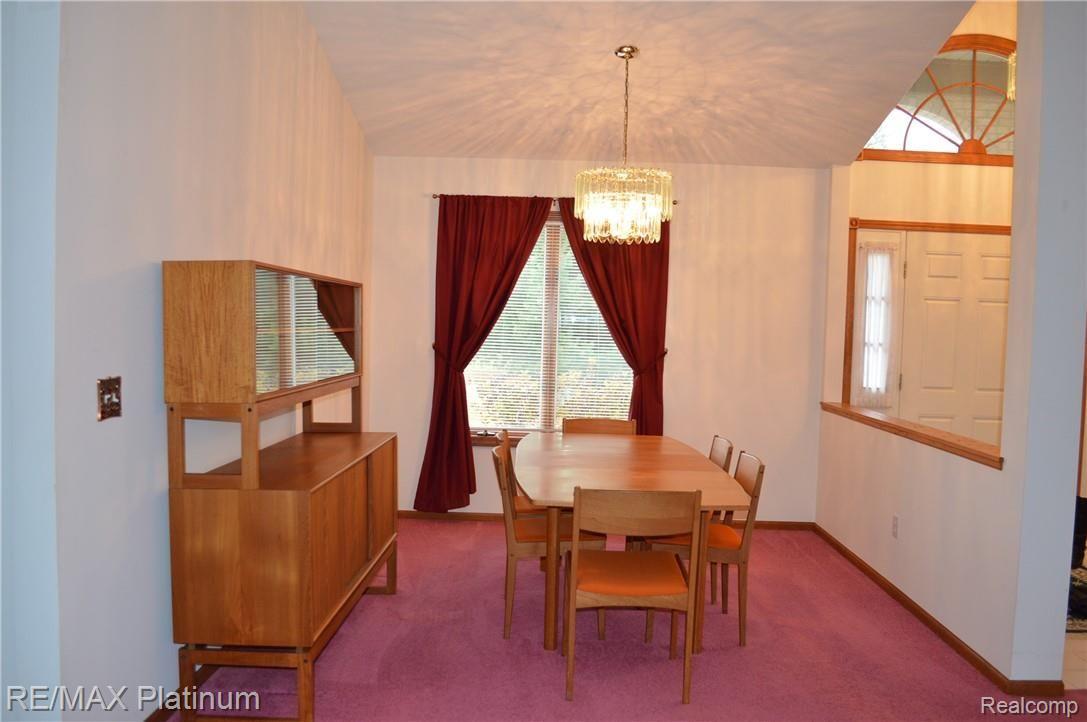 8256 Antcliff Road Howell, MI 48855 - Photo 3 of 26 DSC_0432.JPG