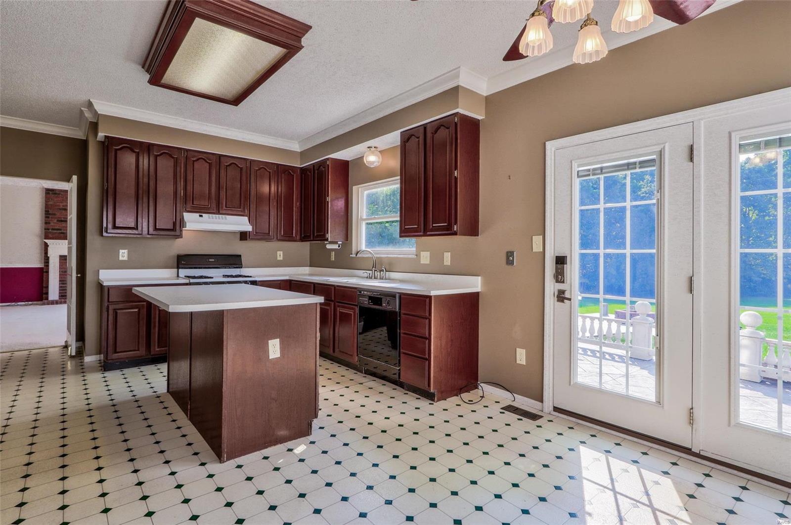 5183 Rosemount Drive Weldon Spring, MO 63304 - Photo 16 of 37 Gallery Image 16