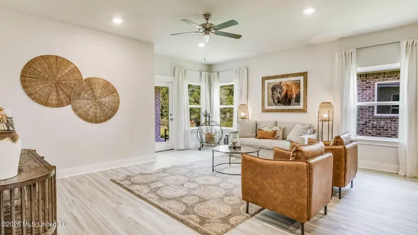 $354,900 | 438 Piney Drive, Pearl, MS 39208