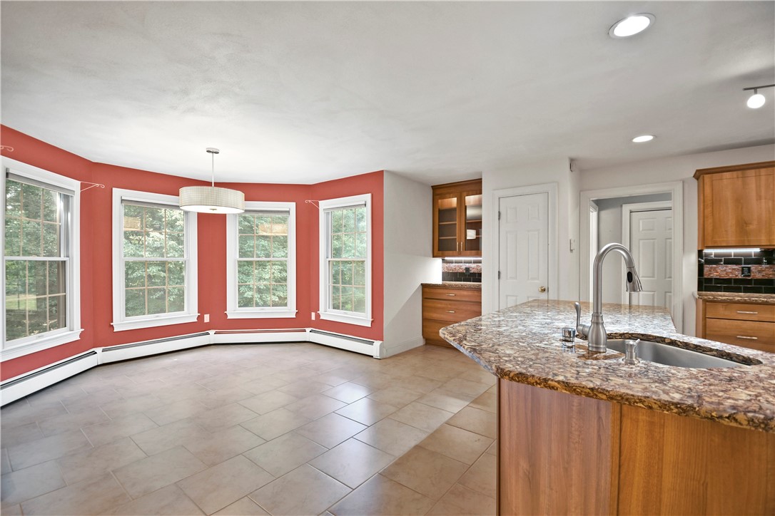 8 Spring House Lane Cumberland, RI 02864 - Photo 11 of 47 Gallery Image 11