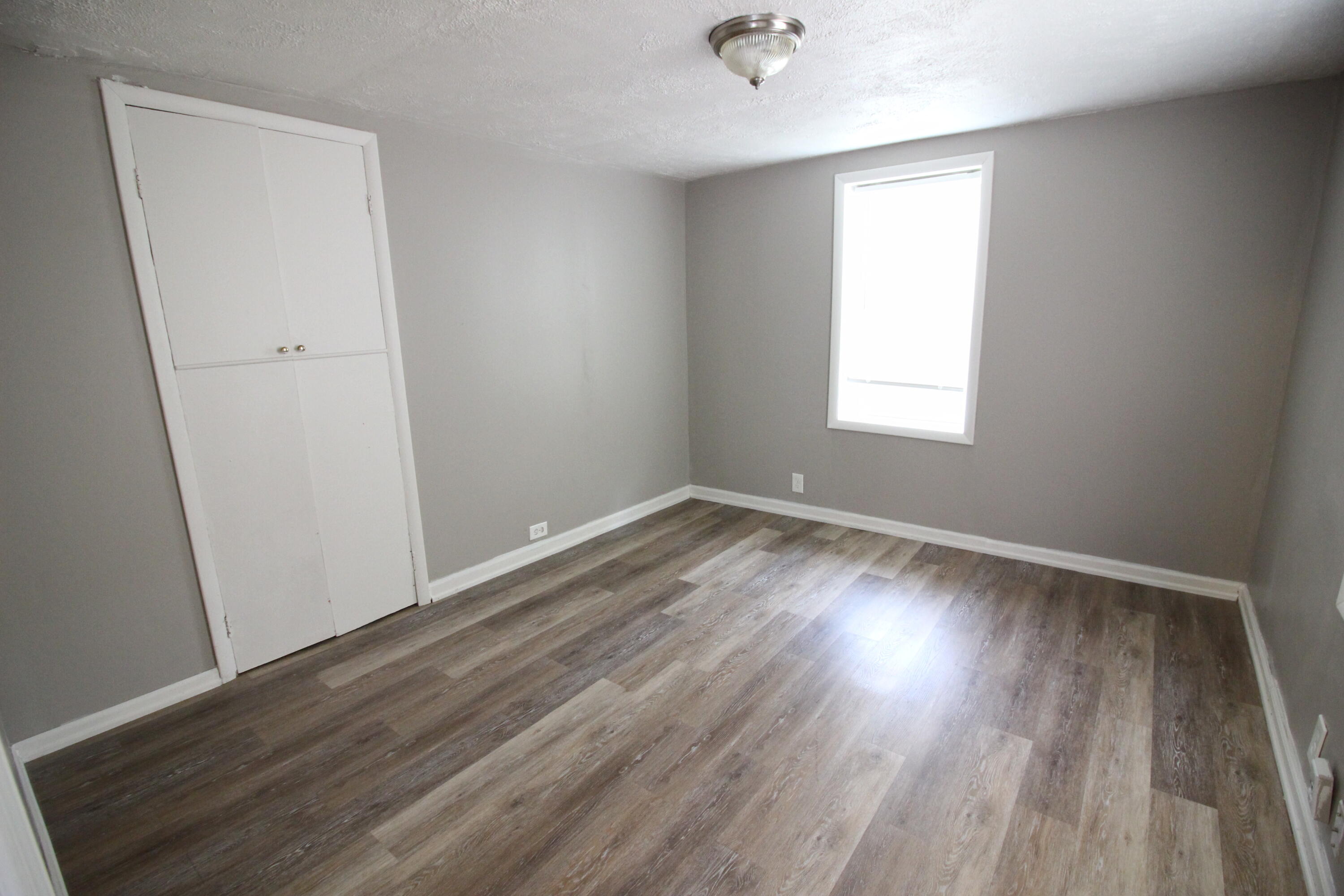 34896 Currier Street Wayne, MI 48184 - Photo 11 of 16 IMG_4838