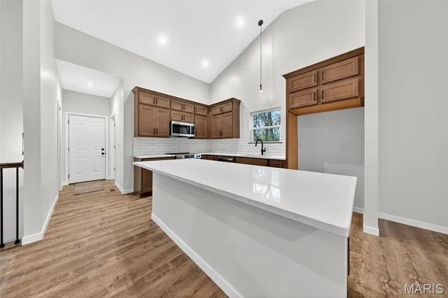 $520,000 | 109 Jabin Farm Road, Wright City, MO 63390