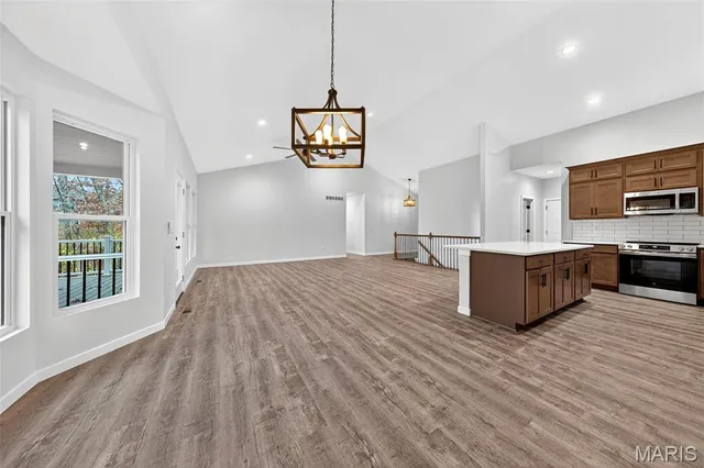 $520,000 | 109 Jabin Farm Road, Wright City, MO 63390