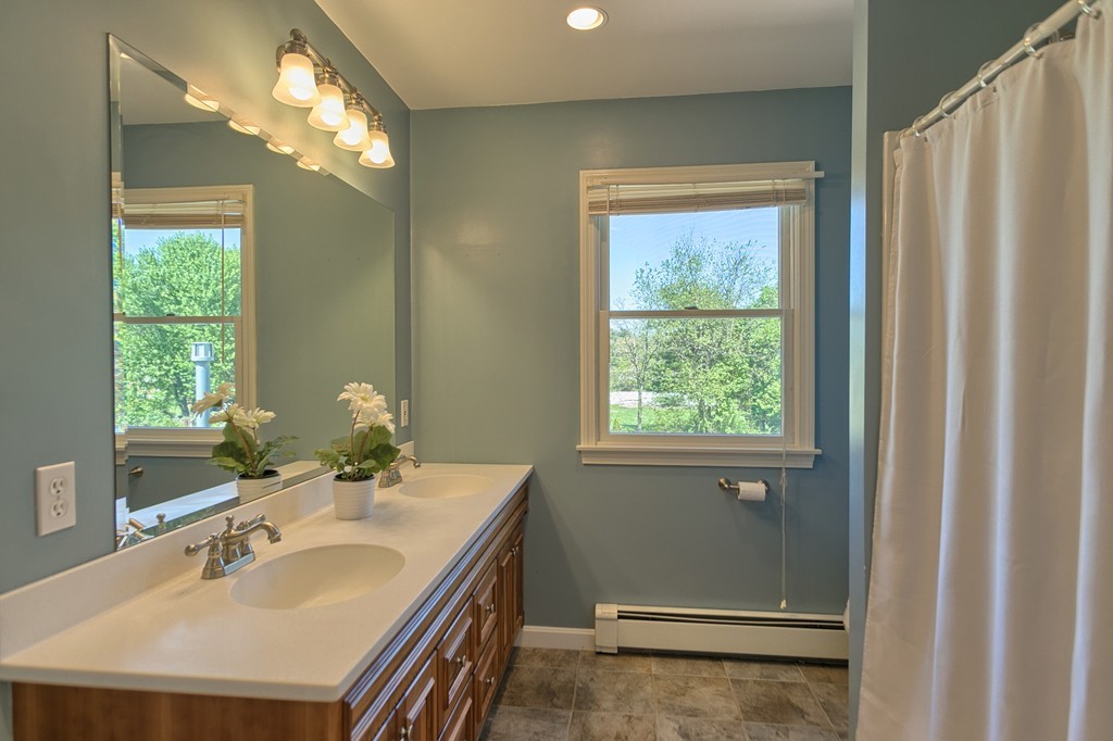 10 Coach Road Chelmsford, MA 01824 - Photo 18 of 27 Gallery Image 18