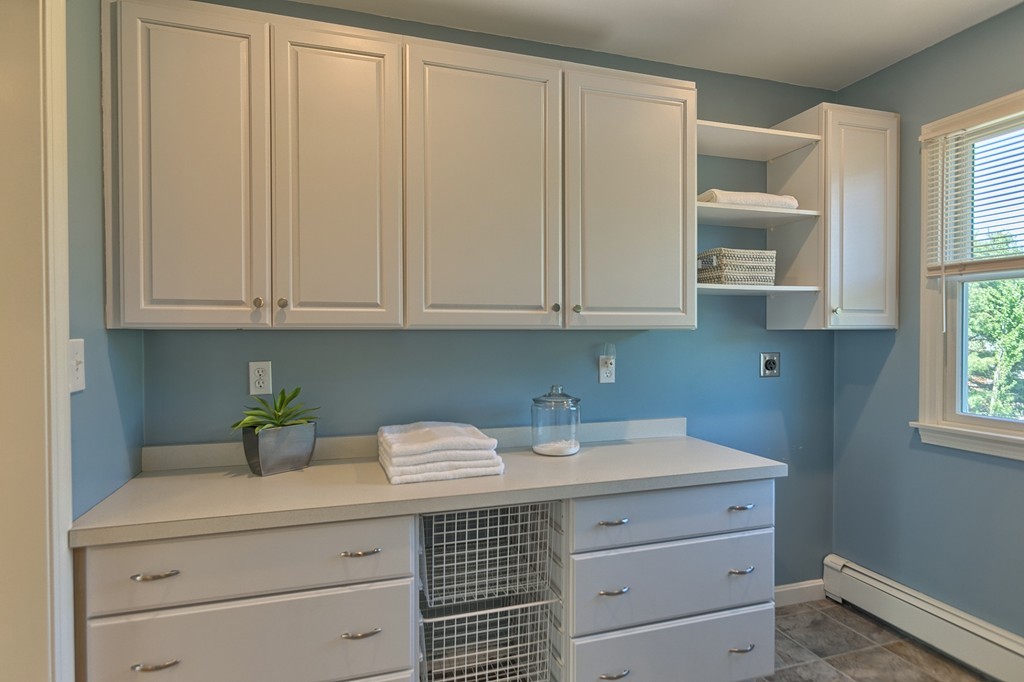 10 Coach Road Chelmsford, MA 01824 - Photo 19 of 27 Gallery Image 19